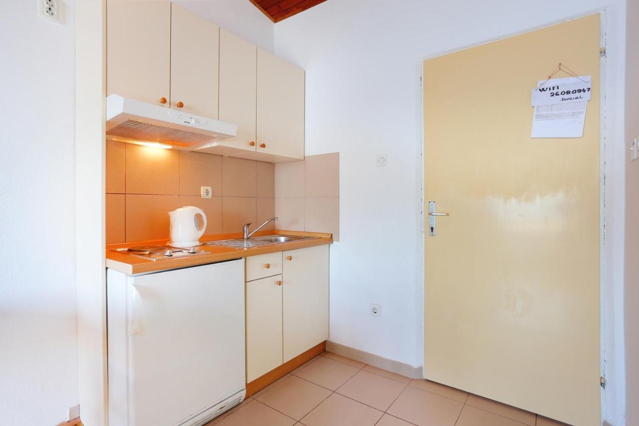 Apartments By The Sea Igrane, Makarska - 6653 Exterior foto