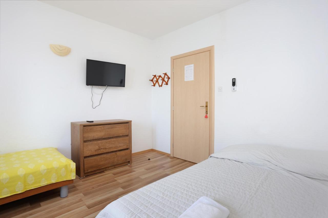 Apartments By The Sea Igrane, Makarska - 6653 Exterior foto